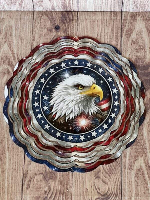 Windspinner: Patriotic Bald Eagle